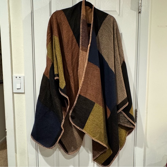 Sweaters - Autumnal Colorblock Knit Poncho One Size Wrap